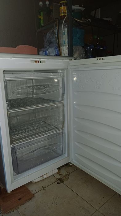 Фризери          .