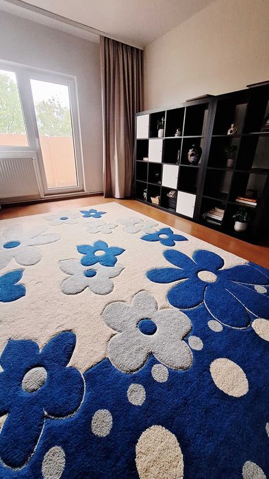 Covor mare de lana- calitate superioară, ca si nou