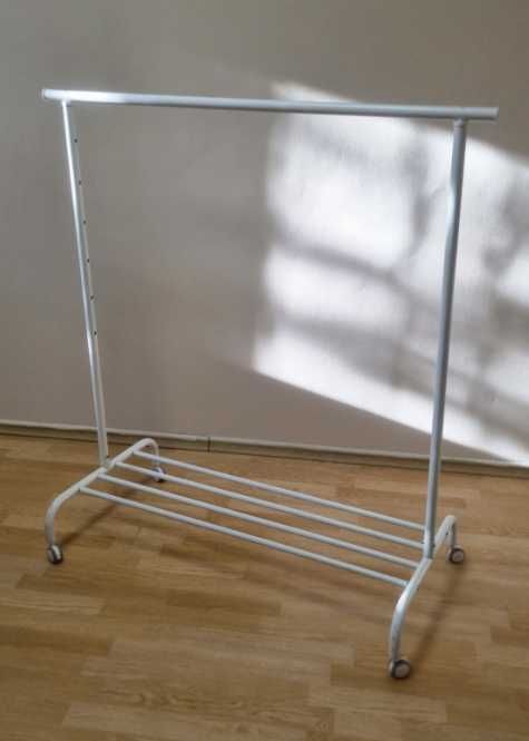 Стойка для  одежды