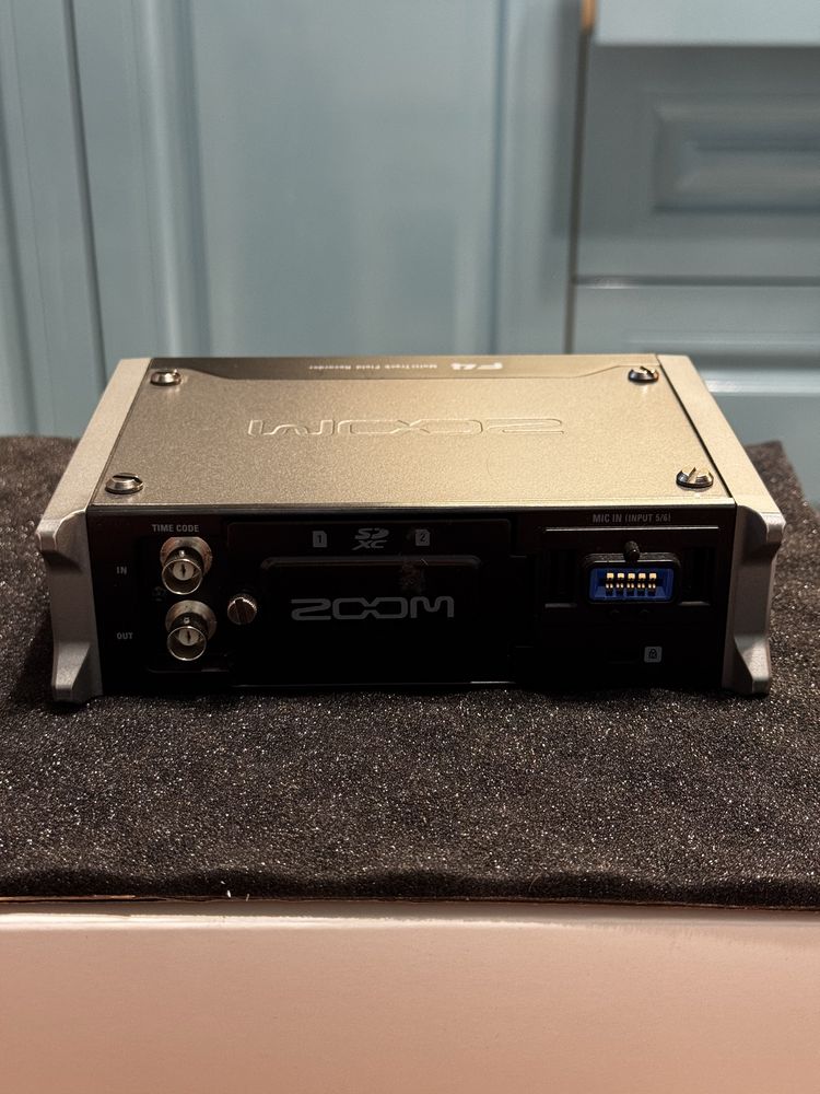 Рекордер  Zoom F4
