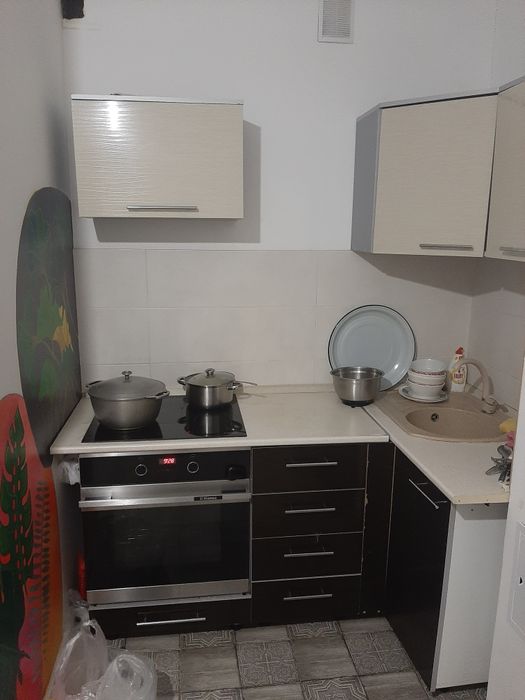 Бесплатно с самовывозом кухонный гарнитур