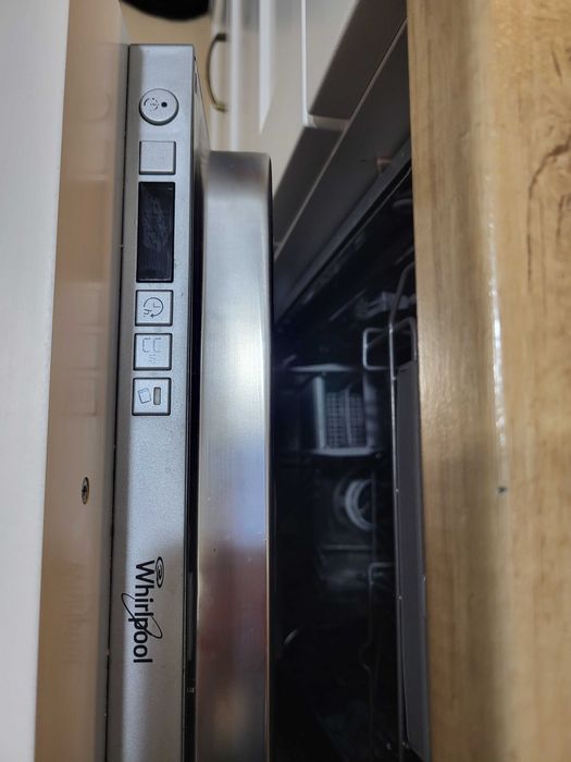 Masina spalat vase whirlpool