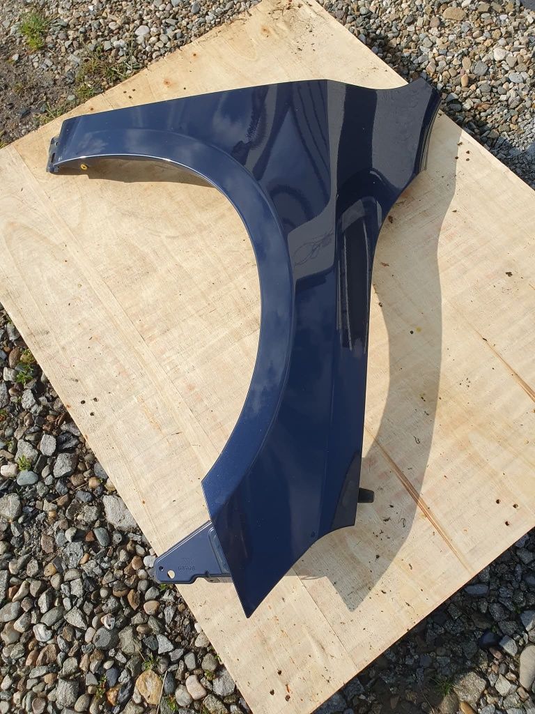Chit R design Volvo S 60; Bară față-Bara spate