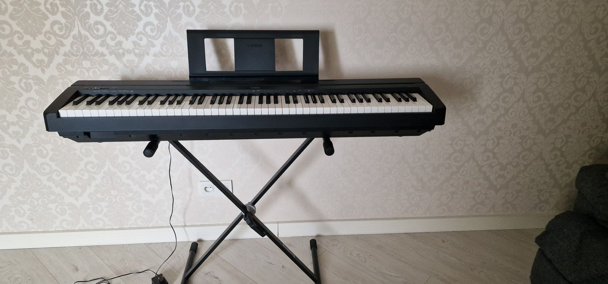 Продам цифровое пианино Yamaha P-45