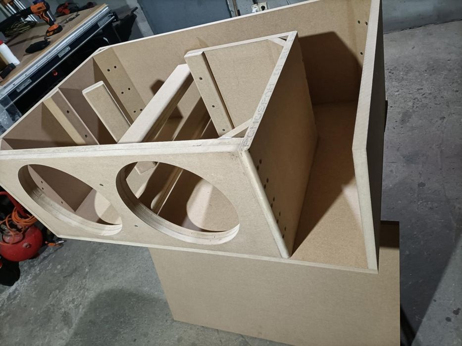 Incintă de bass 2x12"