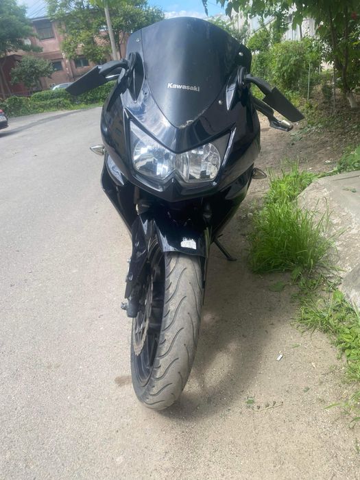 Kawasaki ninja 250R 2010 A2
