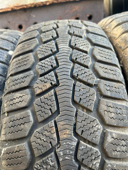 Vand cauciucuri noi 185/65R15