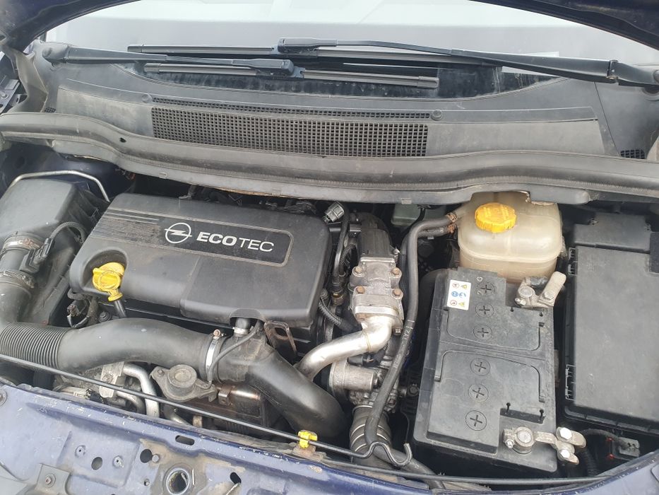 Opel zafira 1.7 diesel 2011