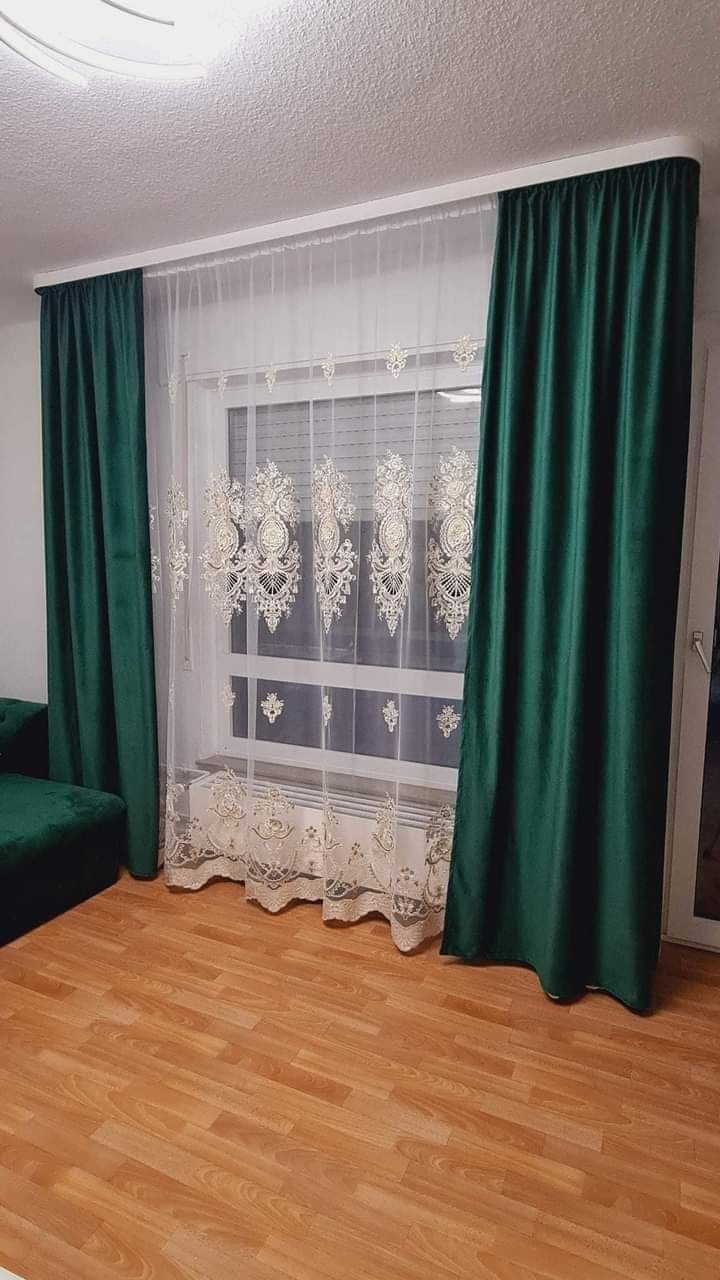 Mona Lux Decor Srl 
Pentru o schimbare în casa dvs 
Vă oferim o gamă l