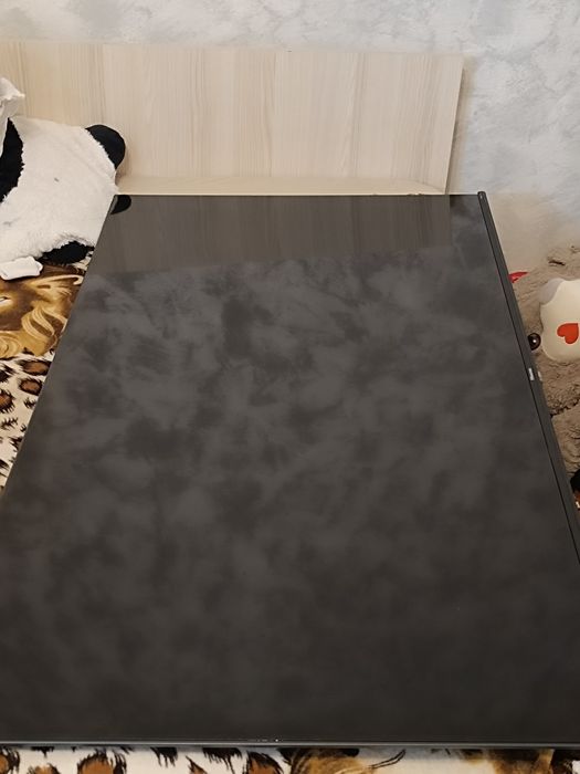 Televizor 55E7HQ defect