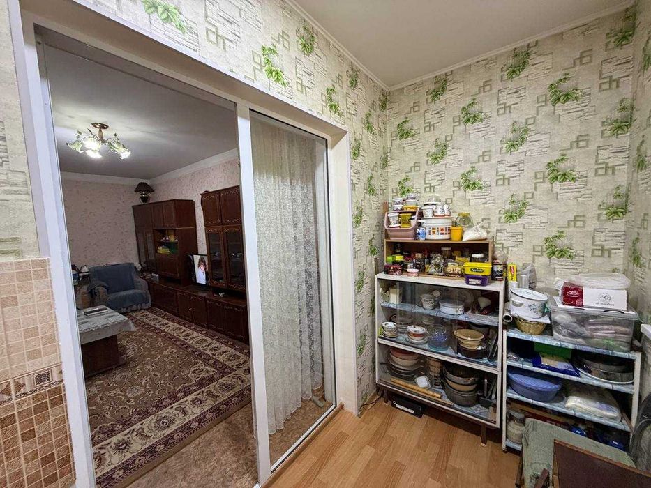 Продаётся 2х комн квартира на 1 этаже Ор-р 6 микрорайон Узбегим