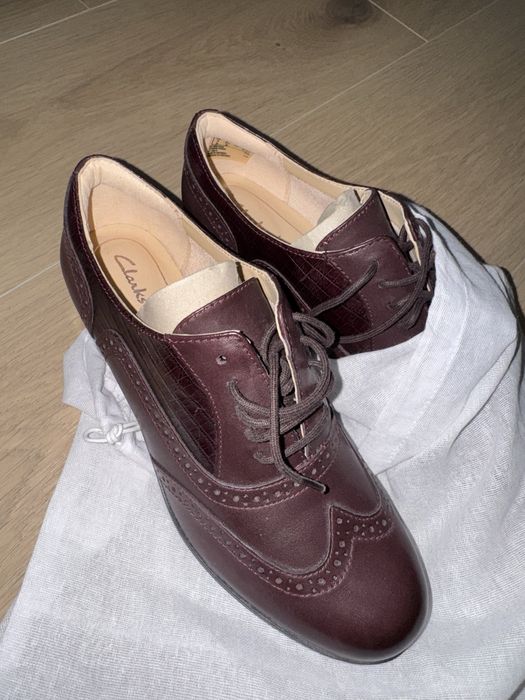 Papuci oxford Clarks 37