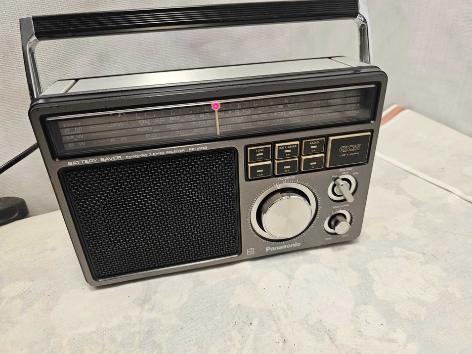 Tuner radio Panasonic RF-1403 vintage 1981