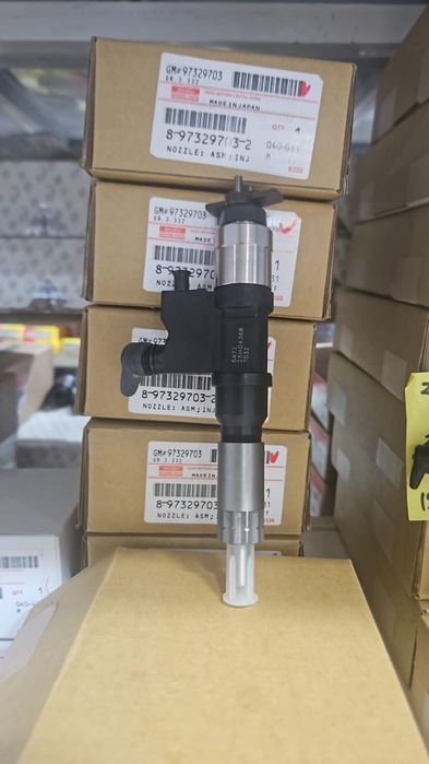 Топливные форсунки на спецтехнику Case