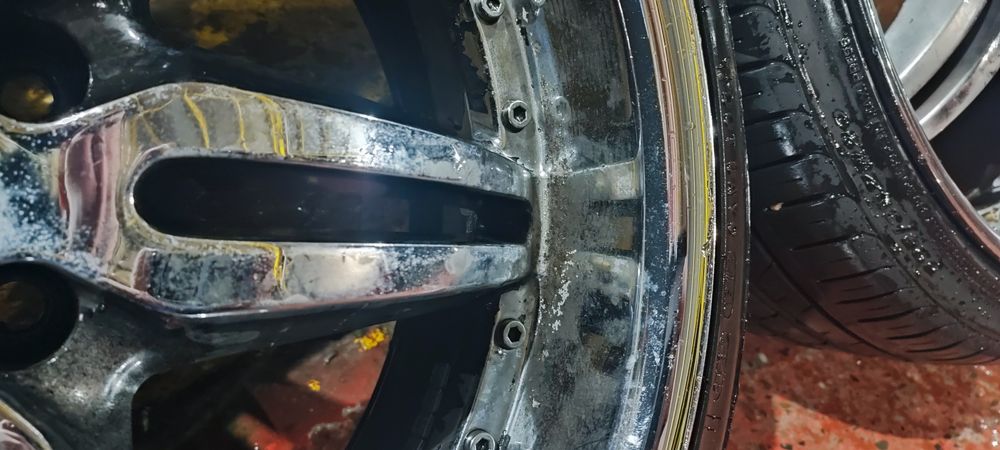 R 20 / 5 × 112  preț castana