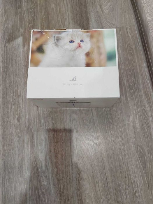 Чисто нов автоматичен фонтан за вода за домашни любимци FeelNeedy – 4L