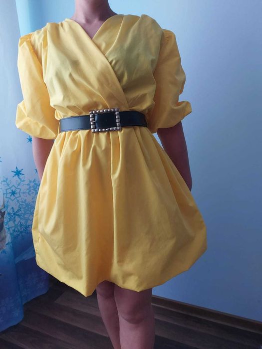 Rochie galbenă,  nr 38