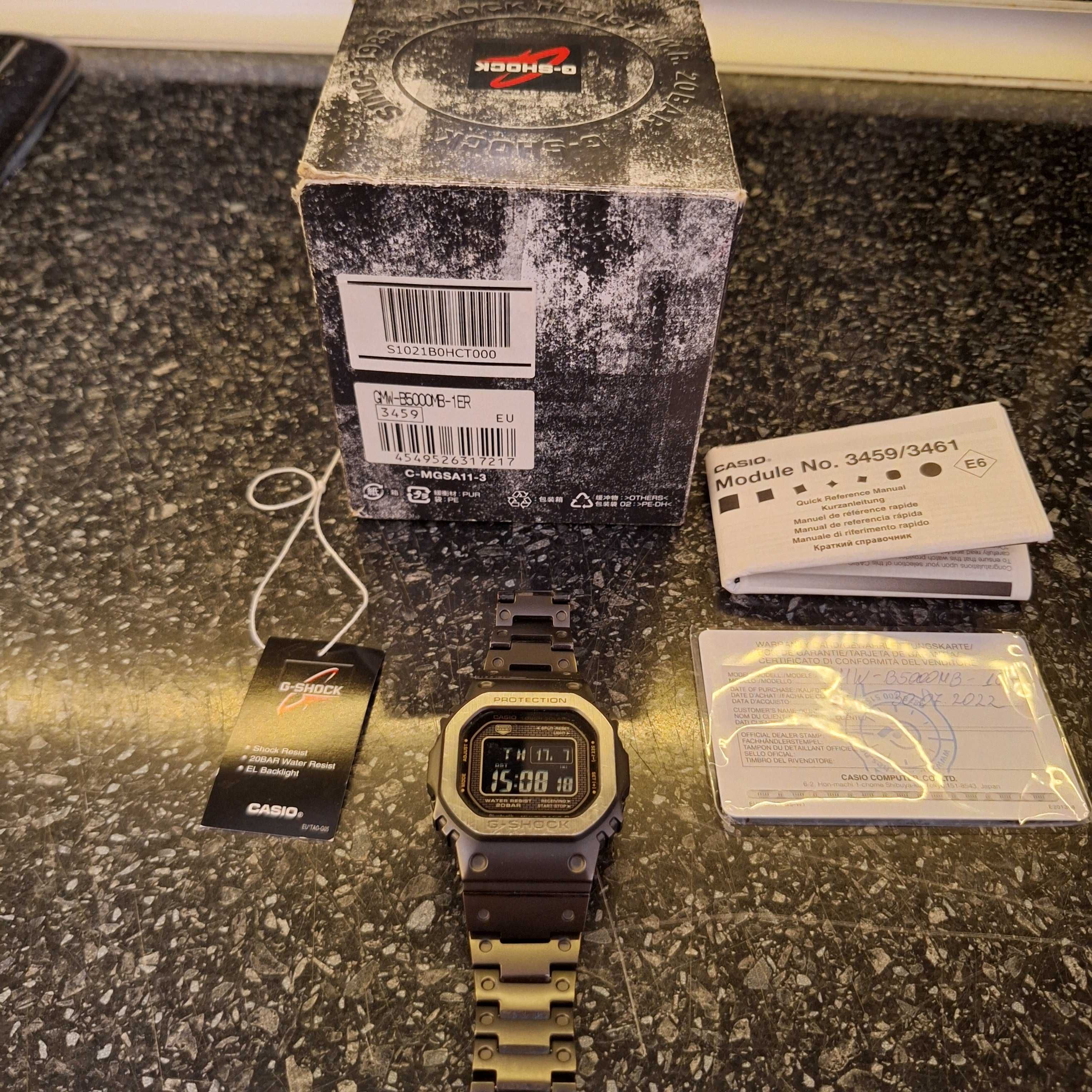 Casio G-Shock GMW-B5000MB – матовочерен, рядък модел, стилен