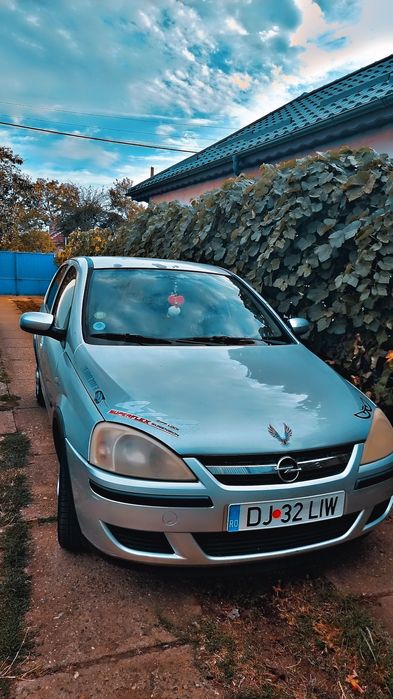 Opel corsa C 1.2 benzină