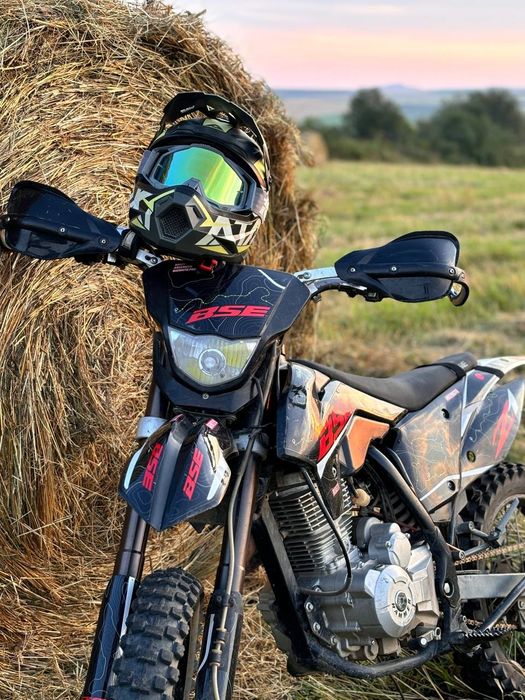 Мотоцикл Bse Z1 250