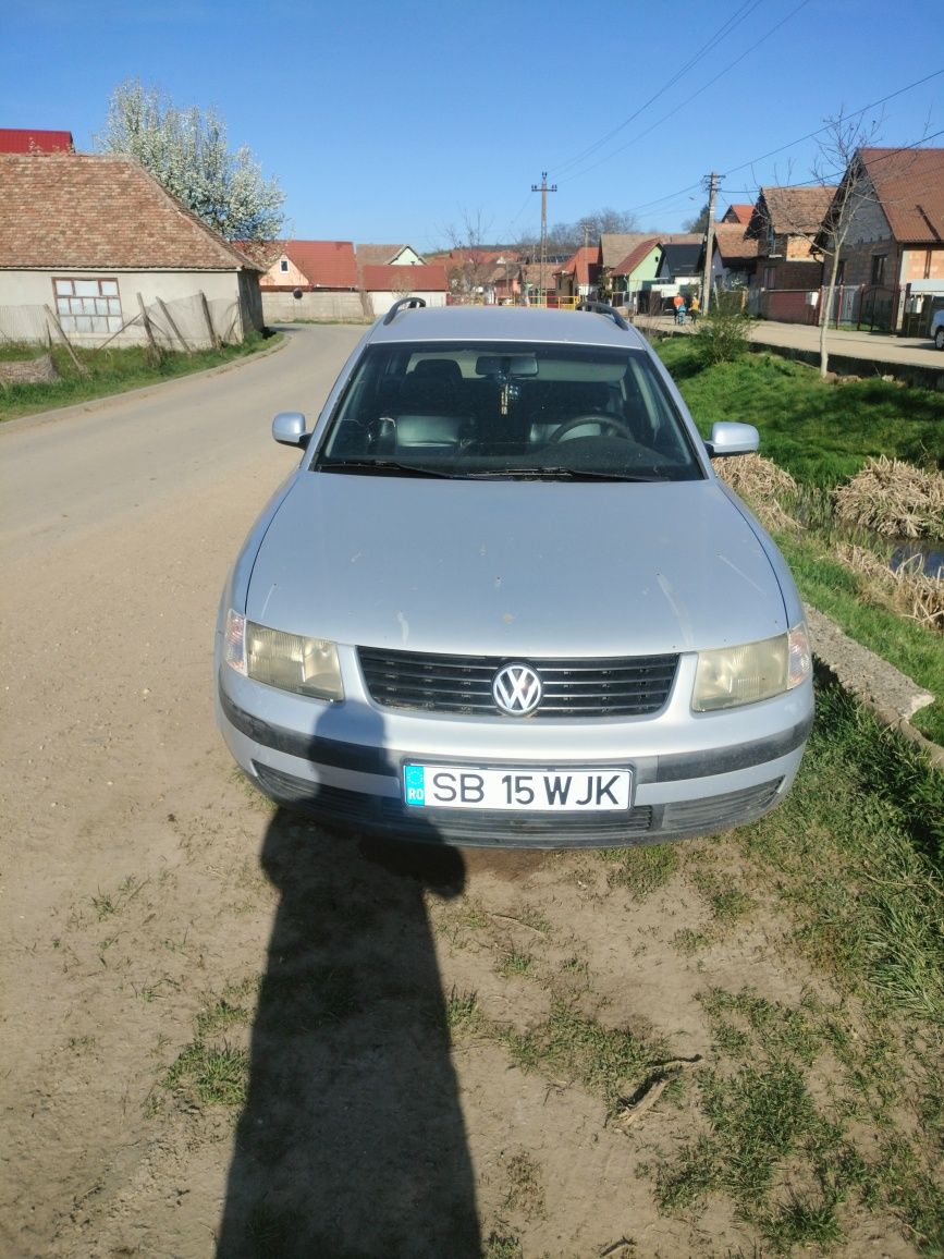 Vând vw passat 19