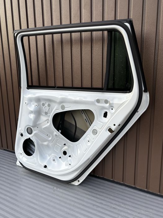 Usa dr spate combi/breack vw Passat B8 cod culoare LC9A 2015-2020