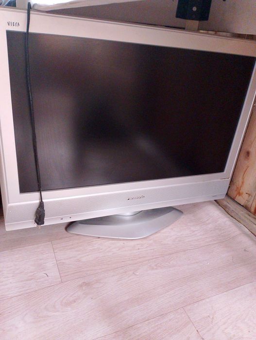 Телевизор PANASONIK цветной б/у