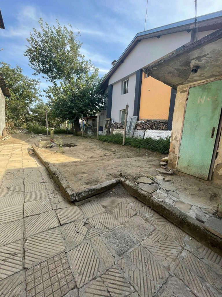 Продава се Къща в Търговище, Вароша - 100 кв.м за 1051 €/кв.м - Снимка #9
