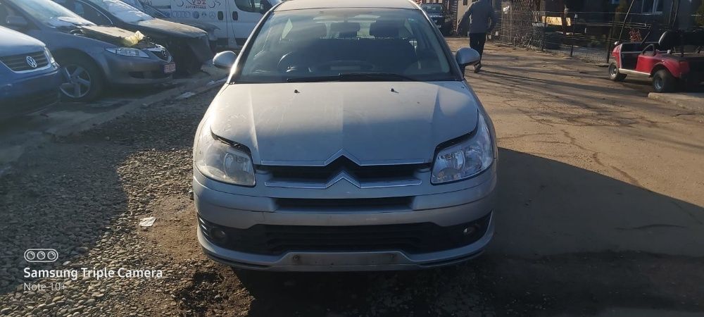 Dezmembrez Citroen C4 VTR 1.6 16V an 2005 cod motor NFU