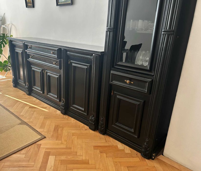 Висока секция за чаши