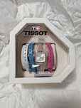 Tissot Lovely SLS часовник с 4 броя кожени каишки