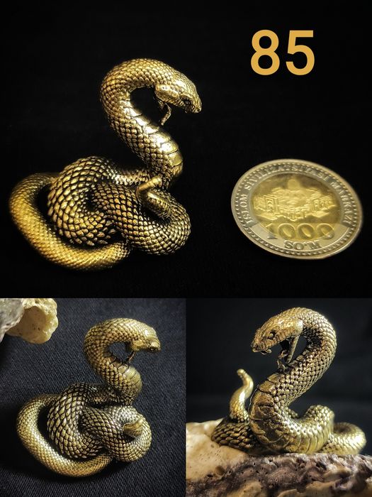 Змея. Статуэтки и Кулоны.