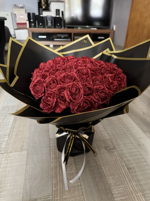 Букет от вечни рози