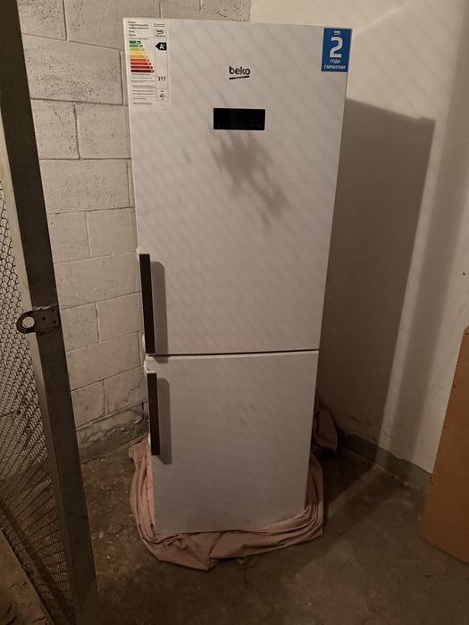 Продам холодильник Beko