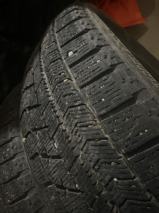 Продается резина 16/205/60 б/у  BRIDGESTONE