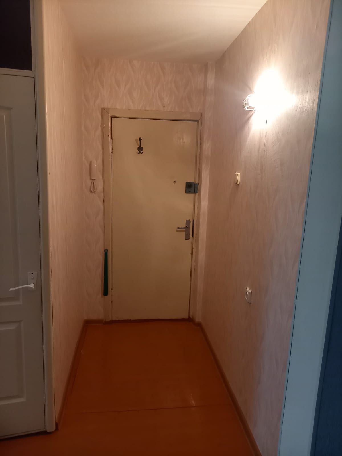 Сдам 2 ком квартиру в районе Обл больницы