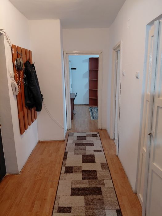 Dau in chirie apartament 2 camere