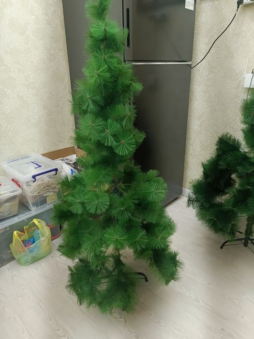 Ёлка новогодняя б/у 140см