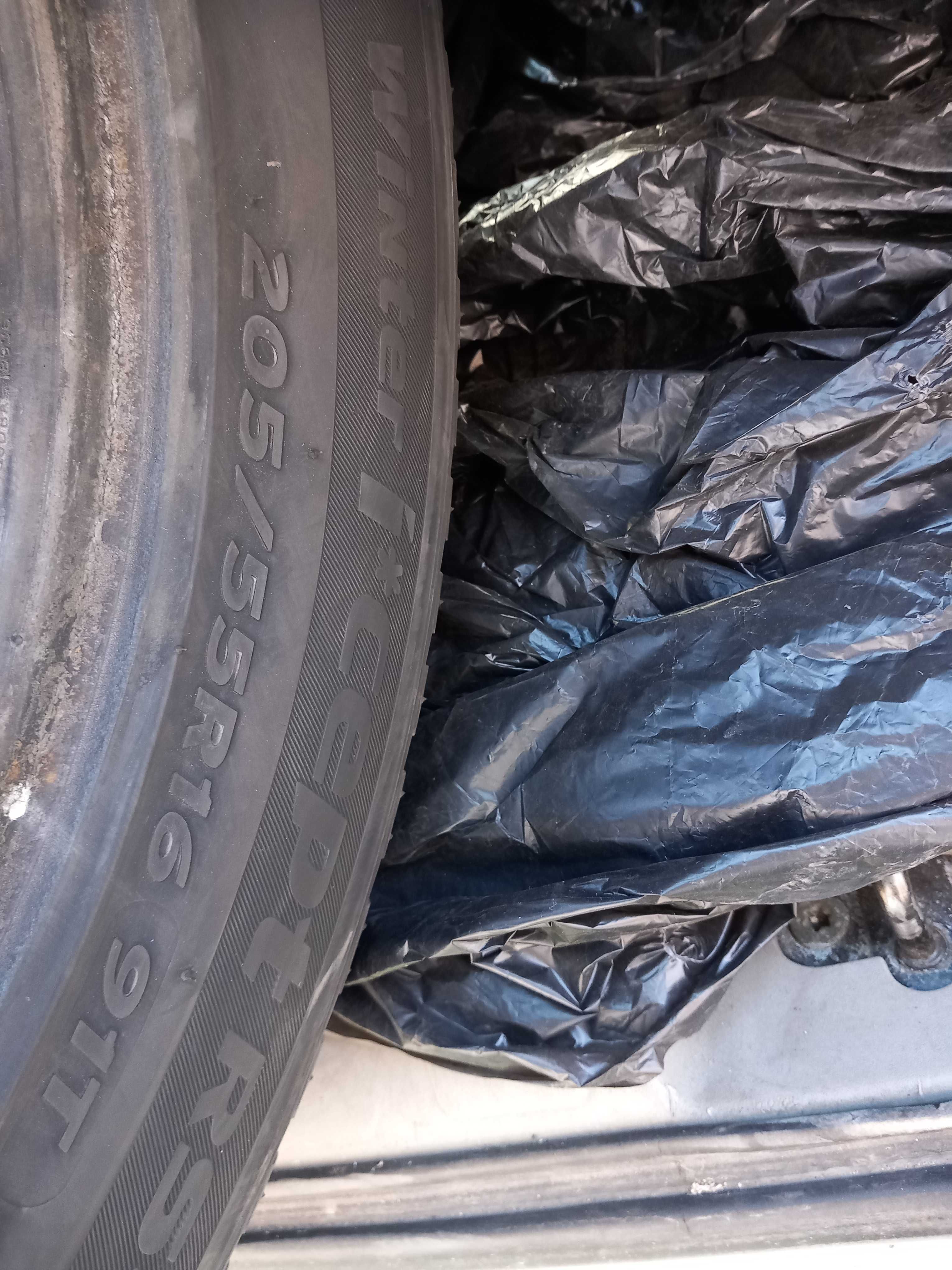 205/55 R16 Hankook