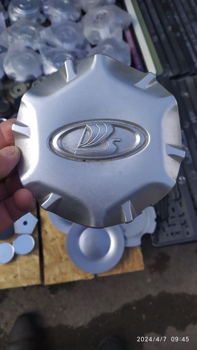 Колпаки в диски Веста Приора Калина Гранта