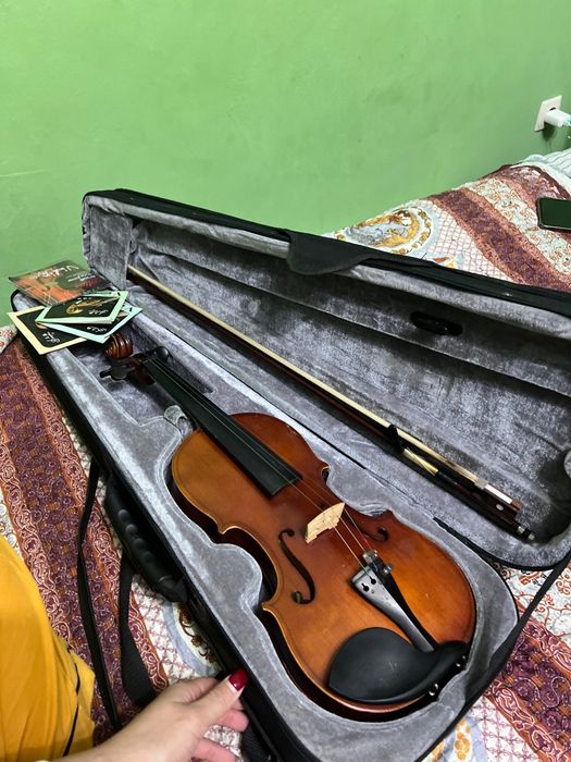 Скрипка сатылады