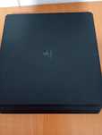 Vand PS4 slim 400GB 2 controllere sau schimb. Citește descrierea!