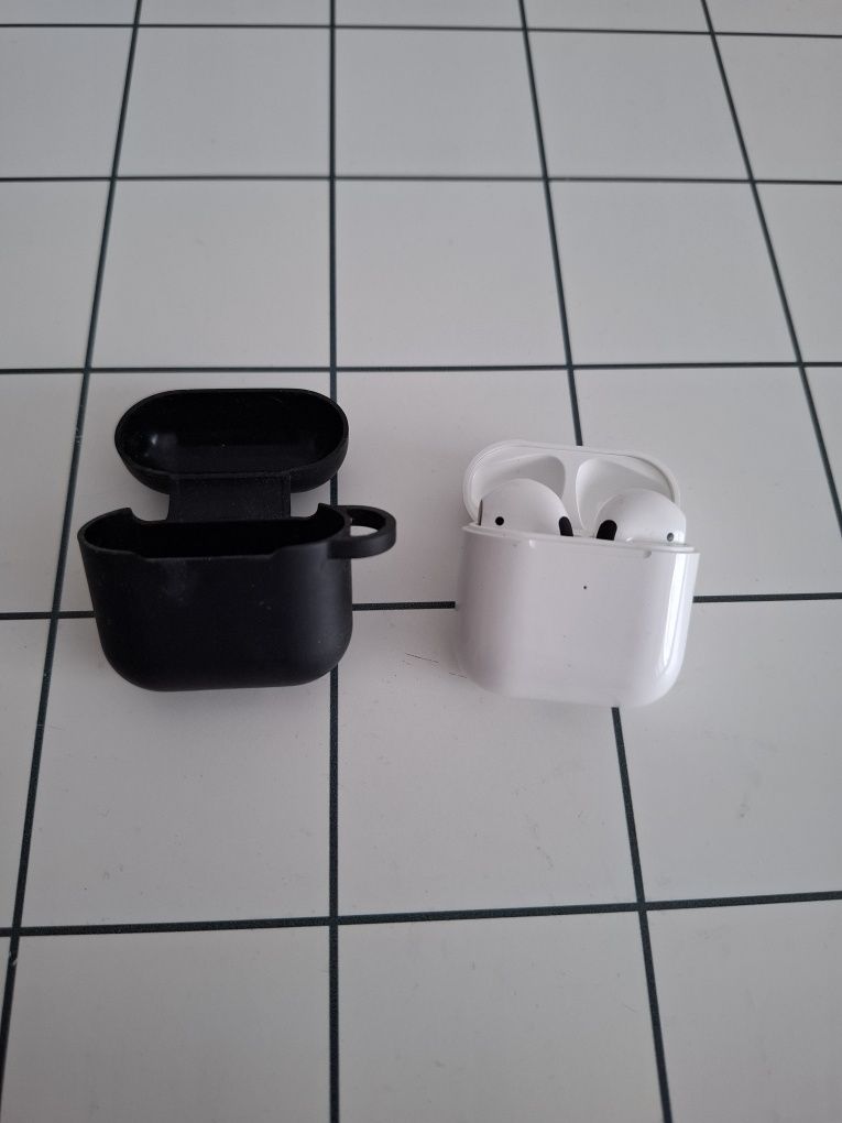 AirPods 2 Copy + чехол в подарок