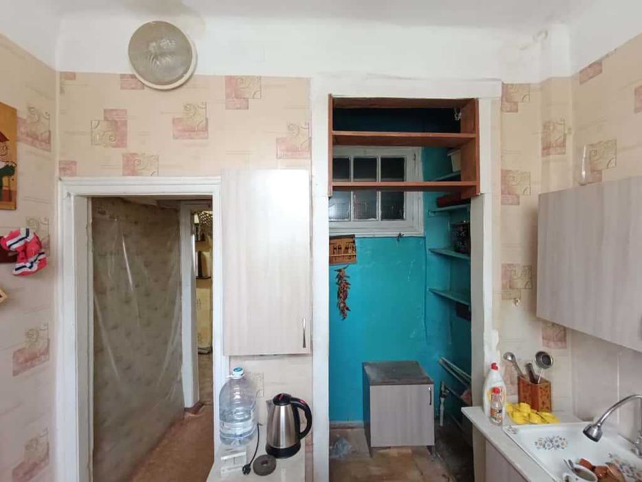 $ продам 2-х комнатную квартиру в Сортировке!