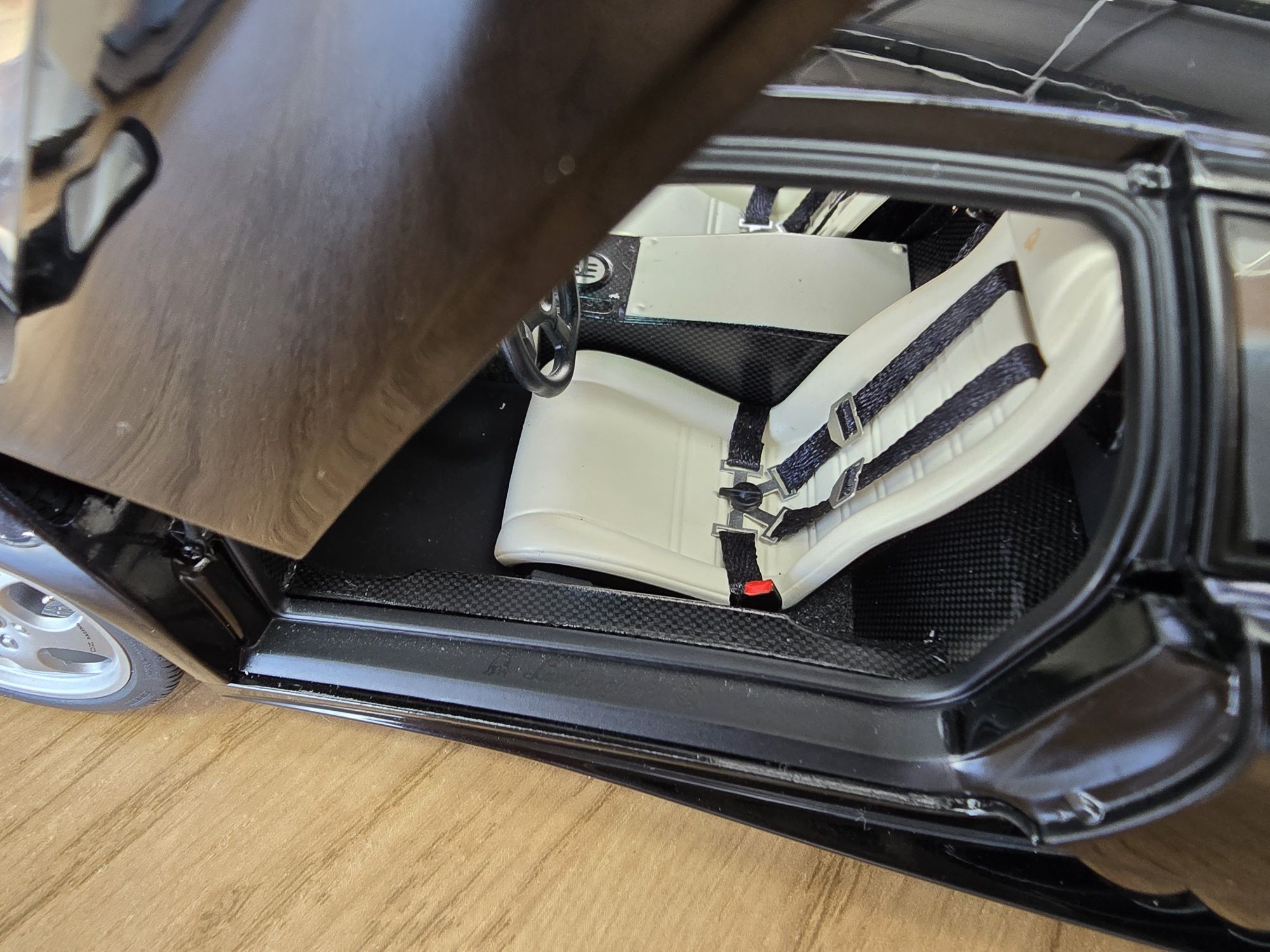 Macheta Lamborghini plus piedestal prezentare rotitor