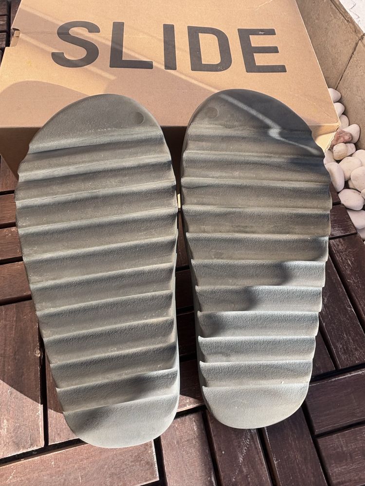 Adidas Yeezy Slides Onyx / 47 / ПЕРФЕКТНИ