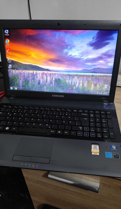 Laptop Samsung RV415