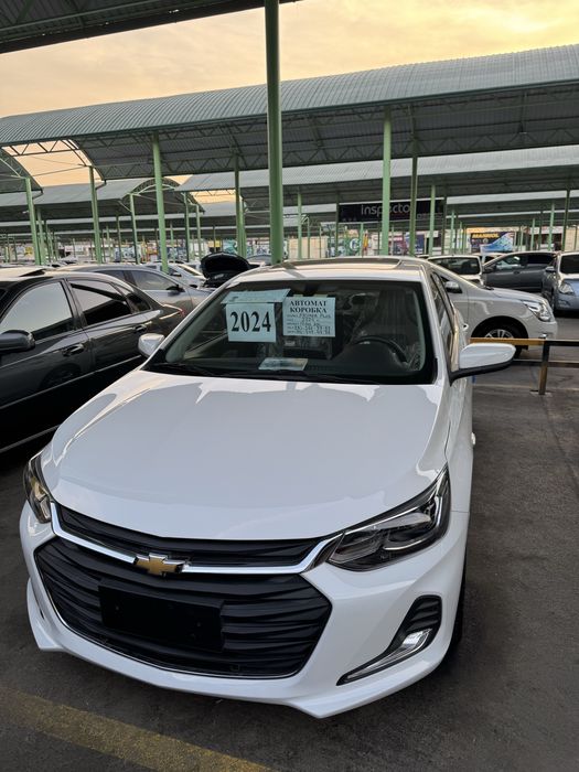 Onix premier plus 6 pazitsiya 17.000Km kraska toza