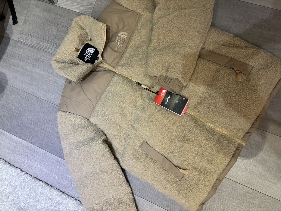 TNF XL nou cu eticheta