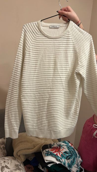 Мъжки пуловери за по 20лв всеки